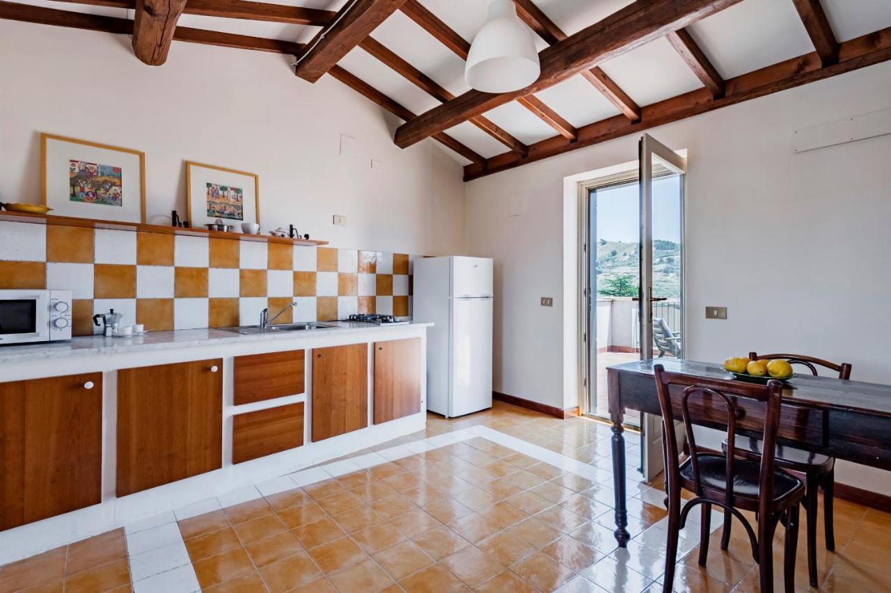 Gli Iris Apartments By Wonderful Italy リングアグロッサ エクステリア 写真