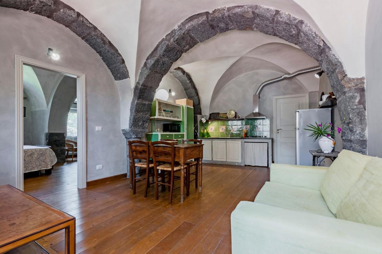 Gli Iris Apartments By Wonderful Italy リングアグロッサ エクステリア 写真