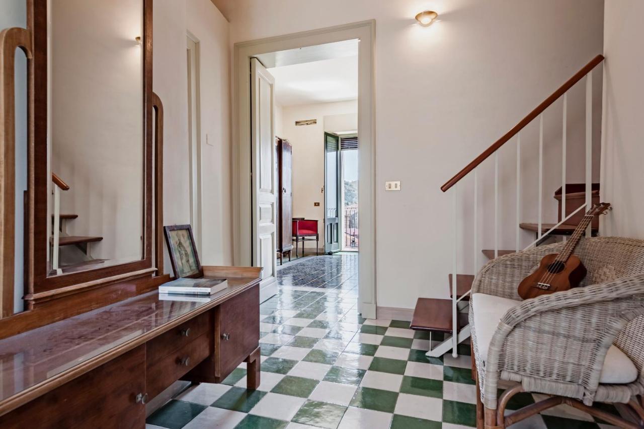 Gli Iris Apartments By Wonderful Italy リングアグロッサ エクステリア 写真