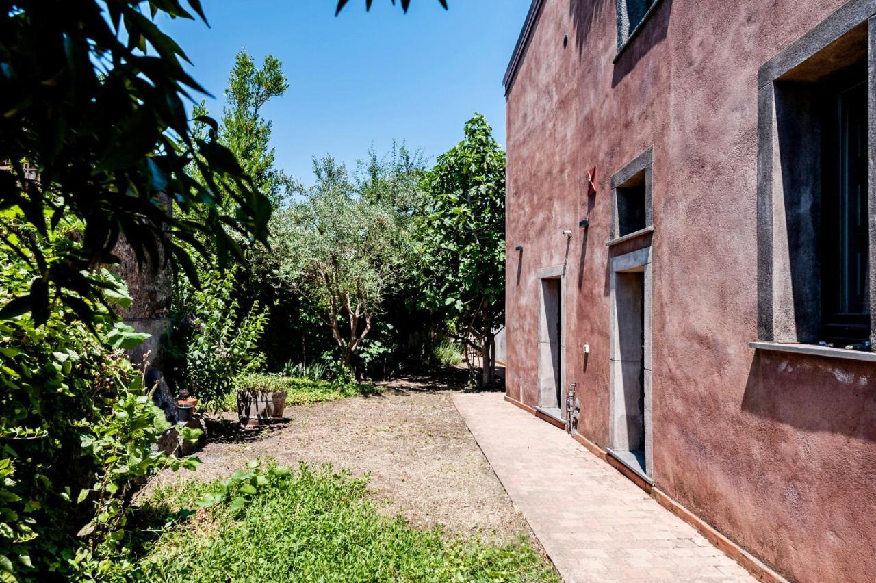Gli Iris Apartments By Wonderful Italy リングアグロッサ エクステリア 写真