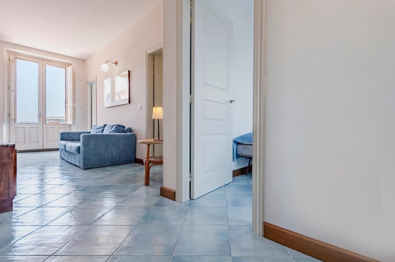 Gli Iris Apartments By Wonderful Italy リングアグロッサ エクステリア 写真